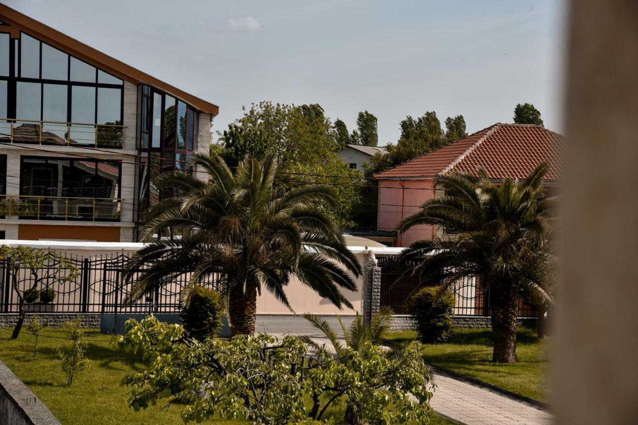 Villa Garden Shkodra Exterior foto